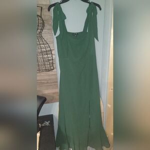 Lulu's Green Sleeveless Sundress